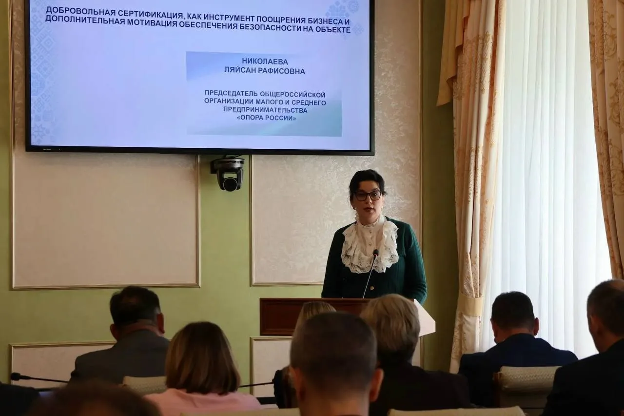 Ляйсан Николаева приняла участие в заседании Комиссии по чрезвычайным ситуациям
