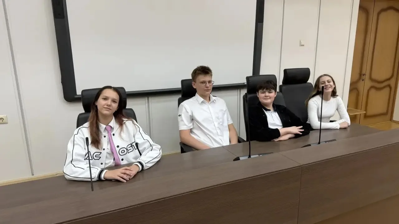 13 мая ученики 7 «В» класса посетили экономический факультет Воронежского государственного университ