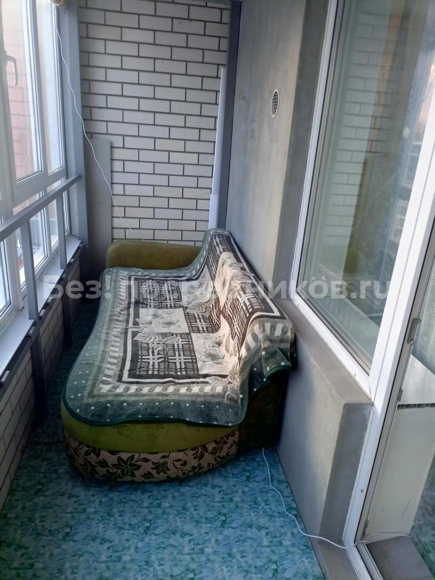 Сдам без посредников: студия, 28м² Цена: 25000 Адрес: Барнаул, Индустриальный р-н, Павловский тракт 