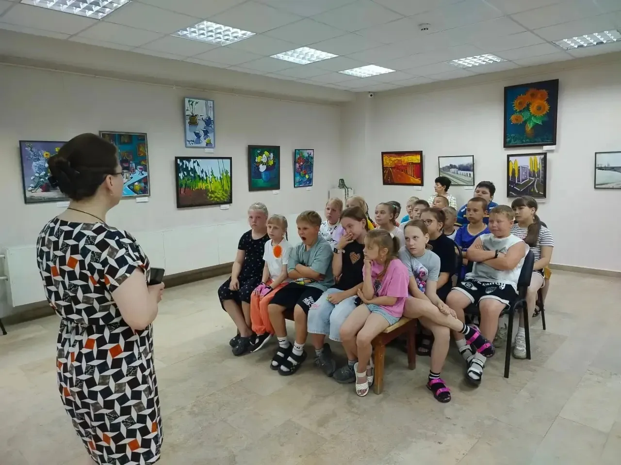 Каникулы в самом разгаре, и воспитанники летнего оздоровительного лагеря «Солнышко» при МАОУ СОШ №28