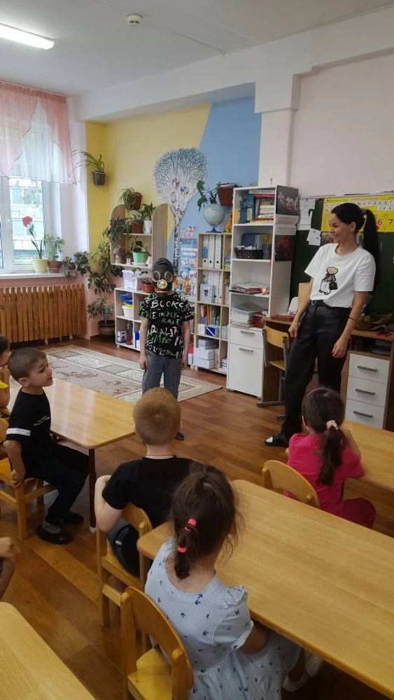 Мы с радостью распахнули двери для делегации из местного музея, которая привезла с собо...
