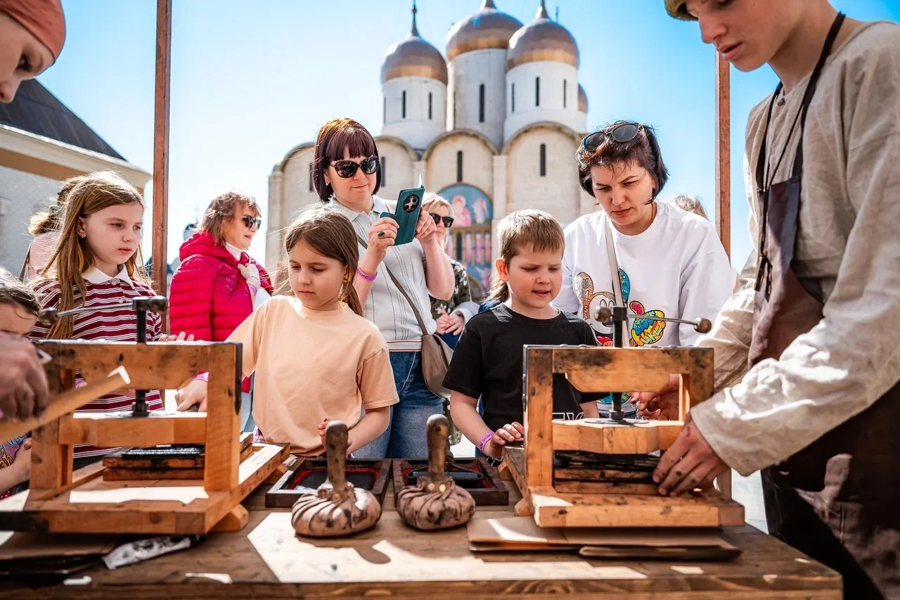 🌞Майские праздники нас не отпускают!   Смотрим фотографии, которые выложили в альбомы группы Кинопар