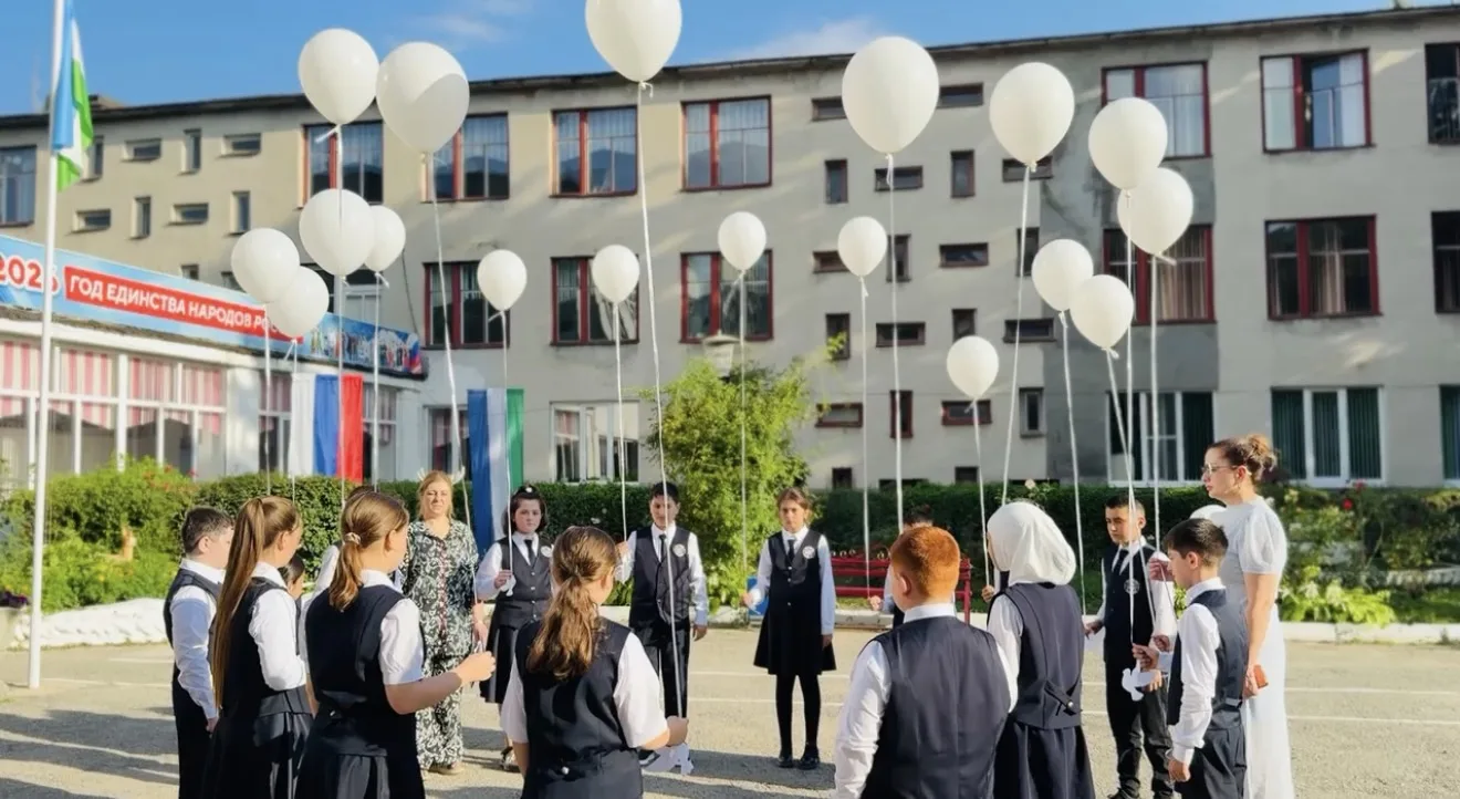 🕯В образовательных учреждениях Баксанского района прошли мероприятия ко Дню солидарнос...
