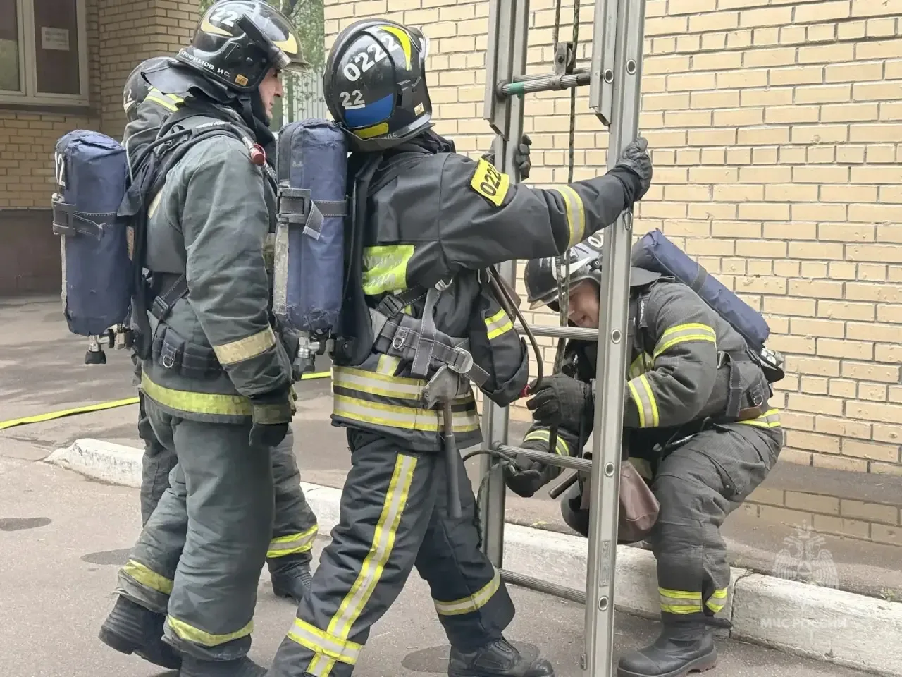 #БудниМЧС   🔘В колледже индустрии гостеприимства и менеджмента № 23 прошли тренировочные пожарно-так