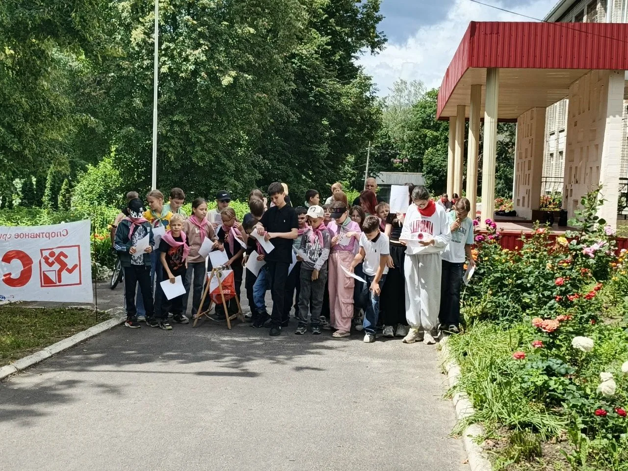 🏆 Захватывающее соревнование по спортивному ориентированию  👫  для ребят из дневного лагеря школы 