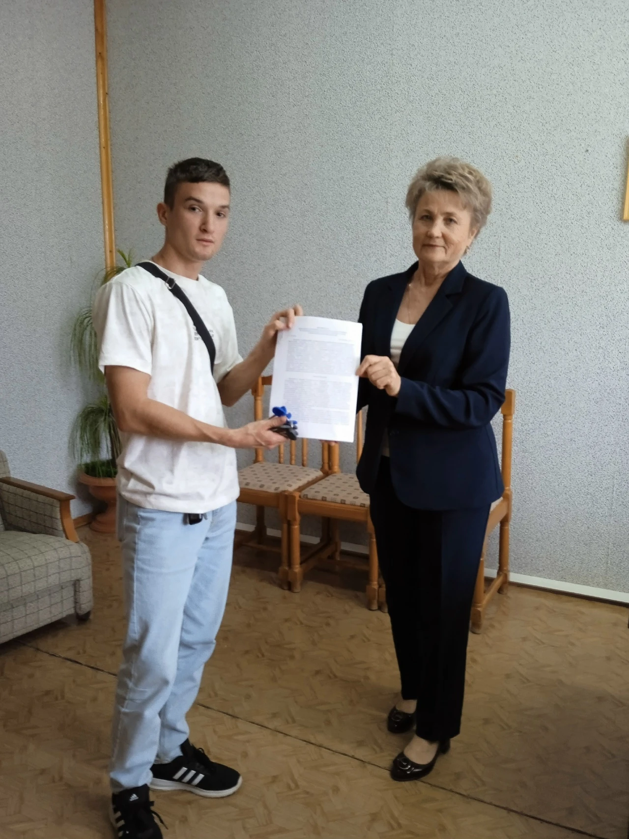 🔑 Новоселье! Ключи от собственной квартиры вручены Степану Пономареву из числа детей-с...