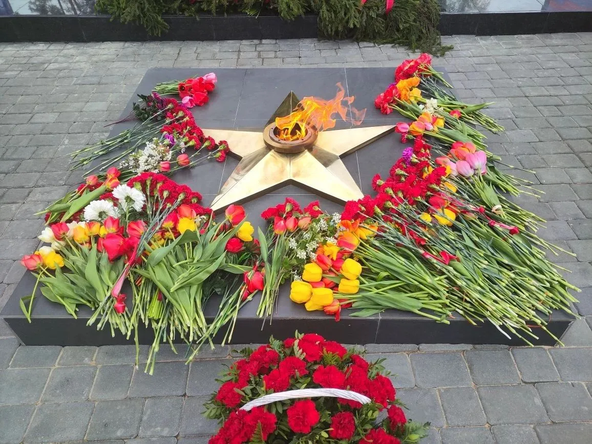 ⭐ Вечный огонь памяти в селе Кривандино В День Великой Победы в селе Кривандино Шатурского городског
