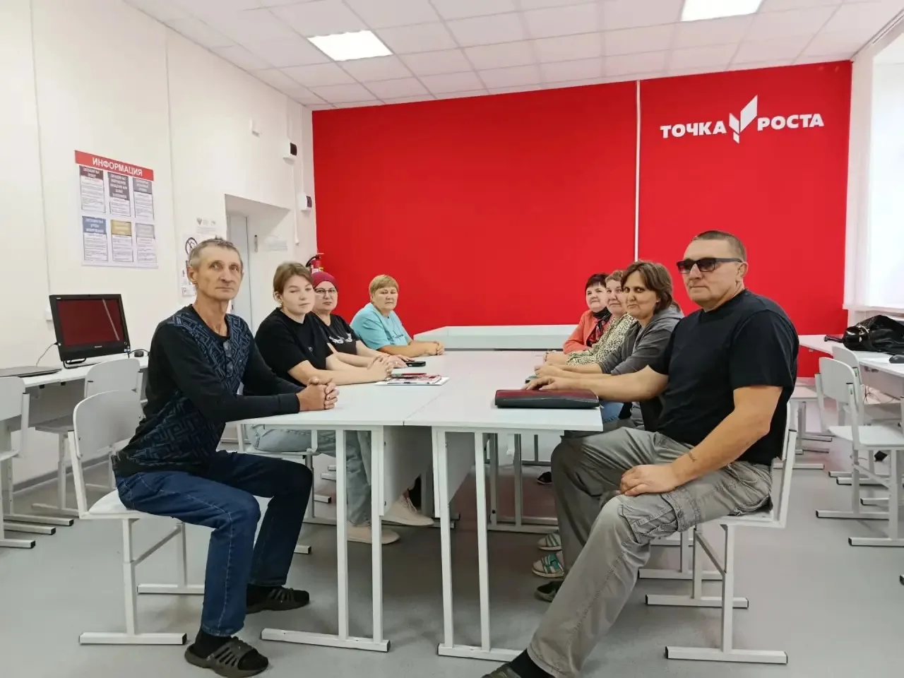 18 августа в ГБОУ СОШ пос. Красный Строитель  и СП д/с "Колосок "в рамках Всероссийских...