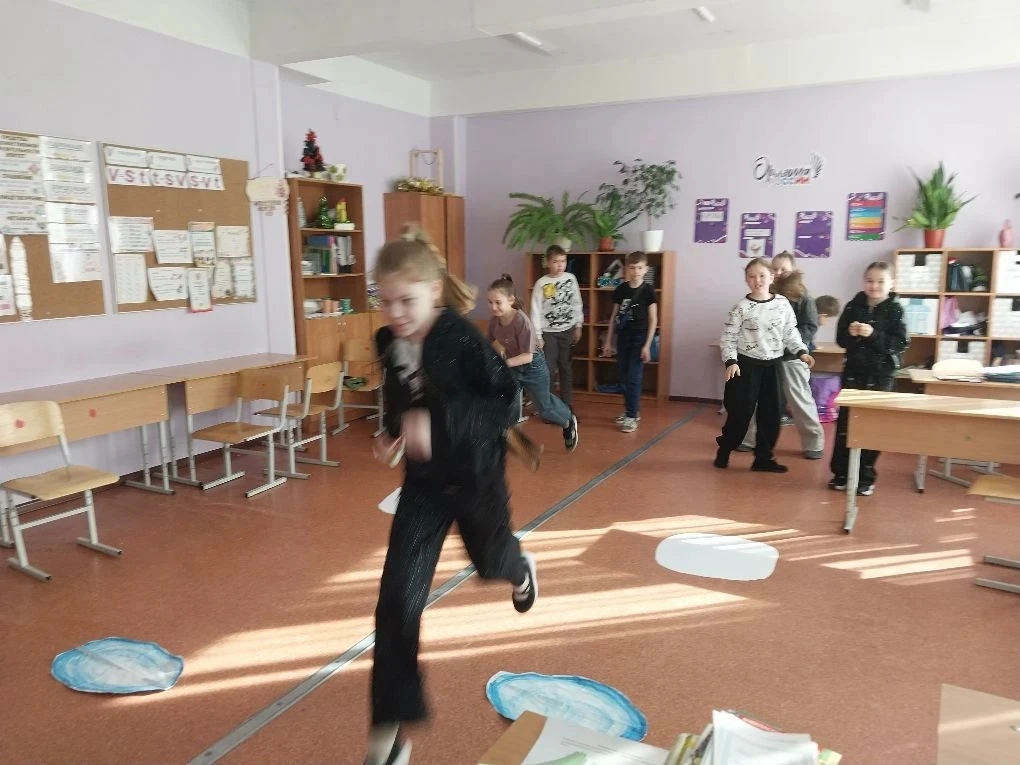 Весна в 4 «Б» 🌿☀️ Пока природа только просыпается, в нашем классе уже вовсю кипит энергия! Сегодня м