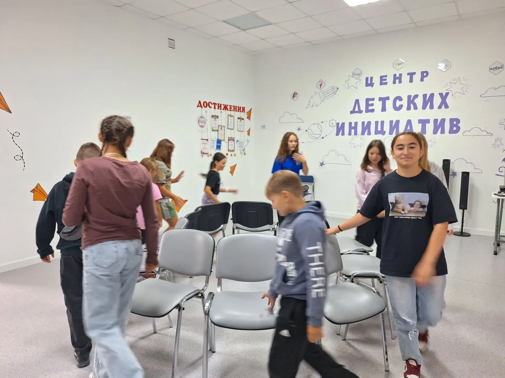 🏆 Весёлое и яркое завершение смены

Праздник «До скорых встреч!», посвящённый завершению профильной