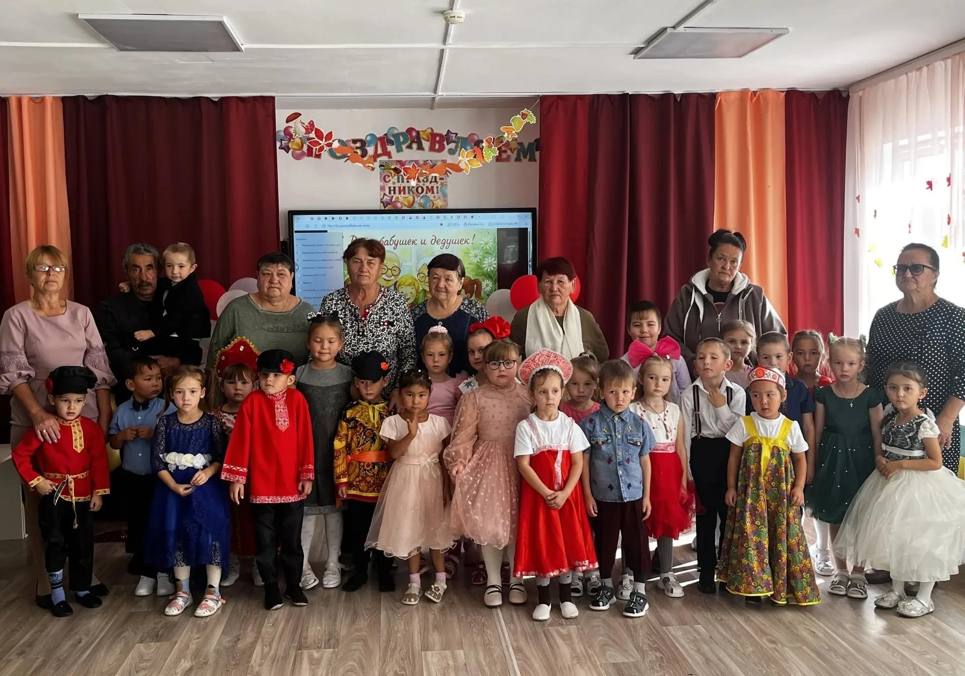 🎉 Концерт для бабушек и дедушек посвященный Дню пожилого человека