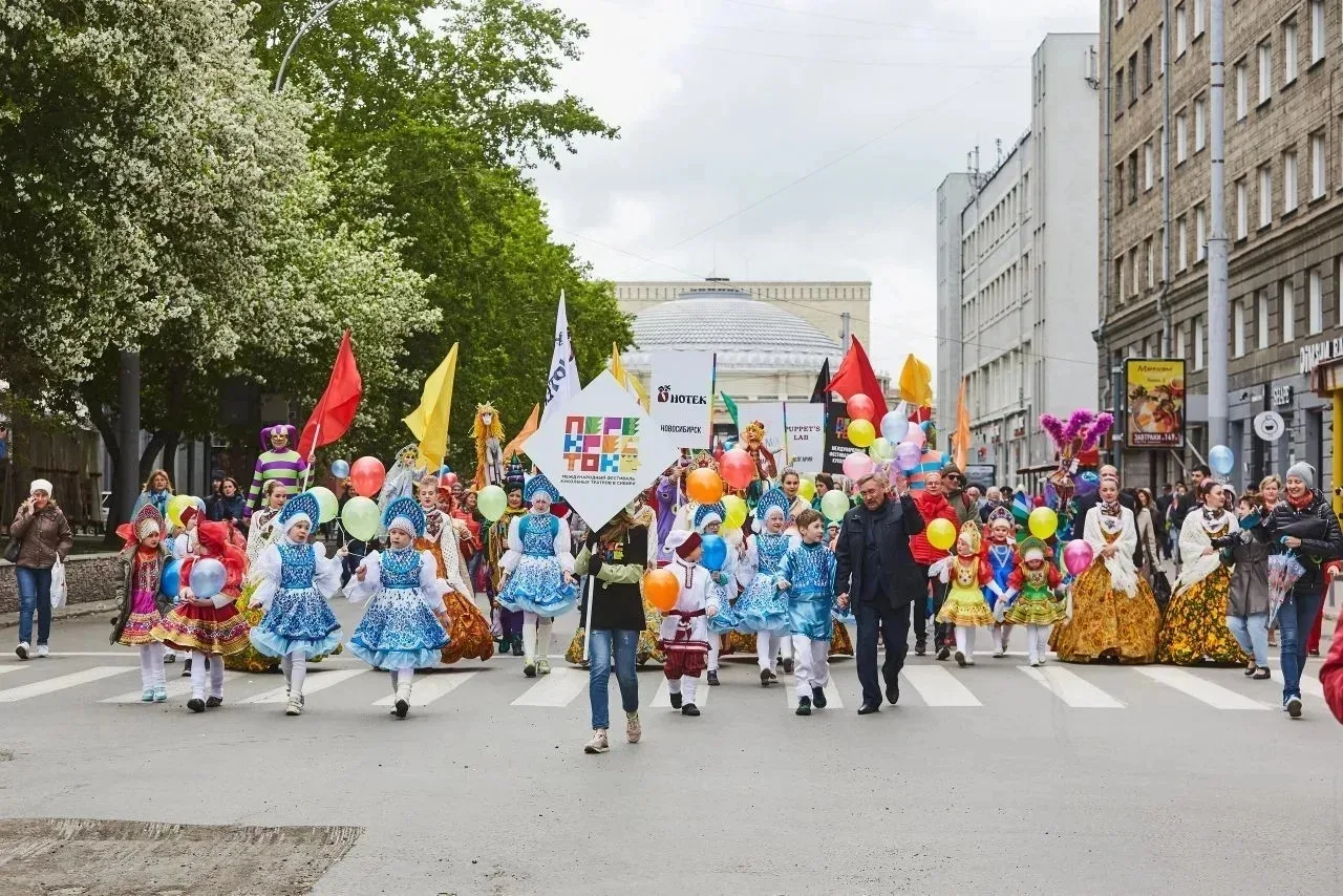 🎭 В Новосибирске в канун Дня защиты детей пройдет большое кукольное шествие!