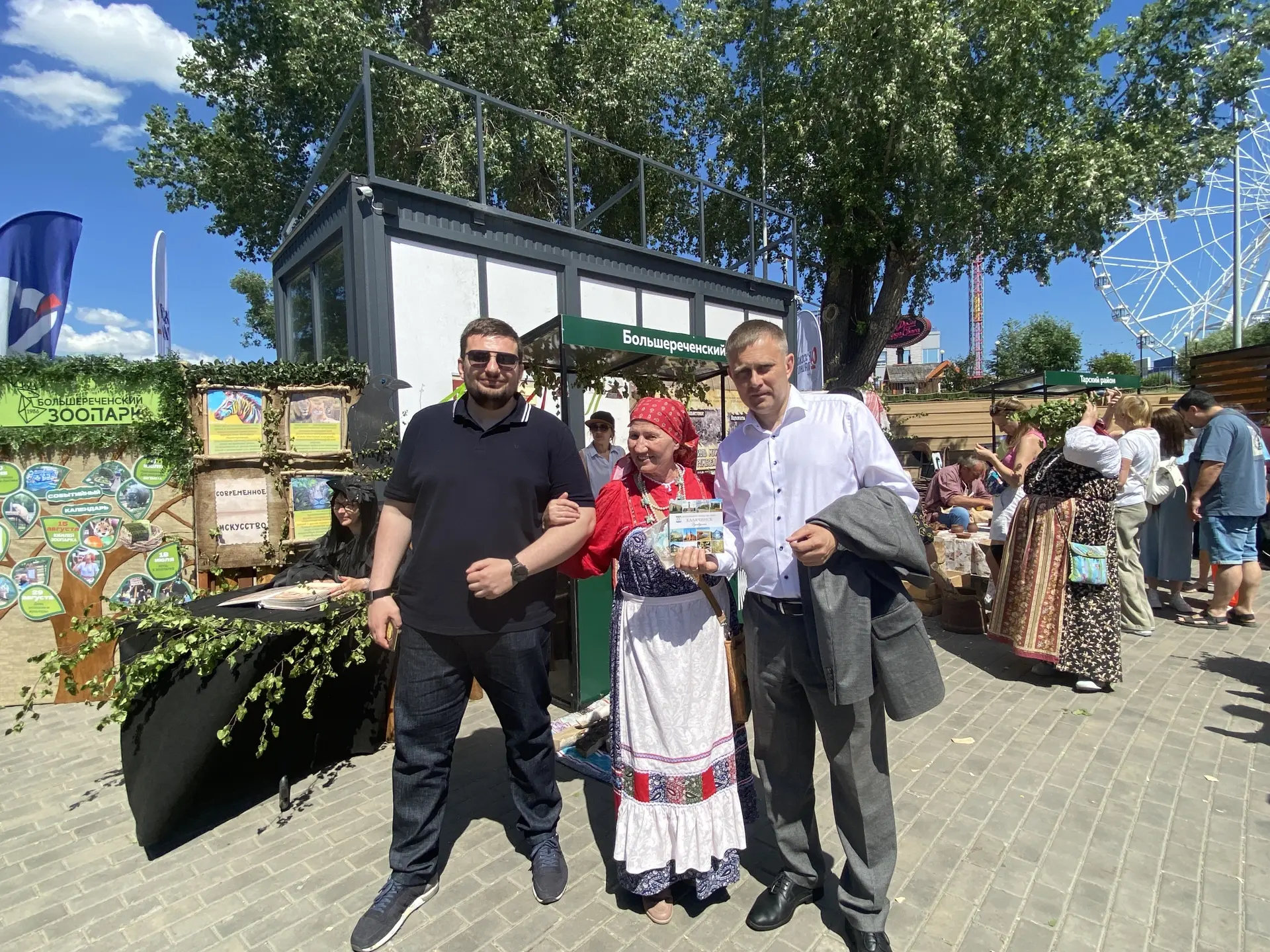 💐Зампред Правительства Омской области  Иван Колесник и министр культуры региона Юрий Т...