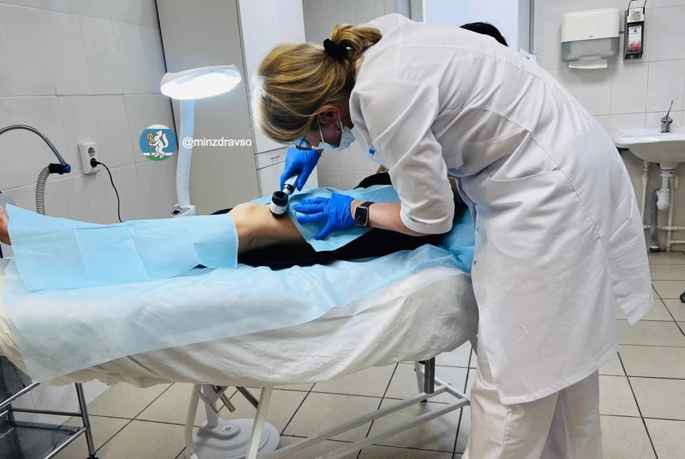 Екатеринбурженка «поджарила» себе ноги из-за того, что ставила на них ноутбук, за котор...