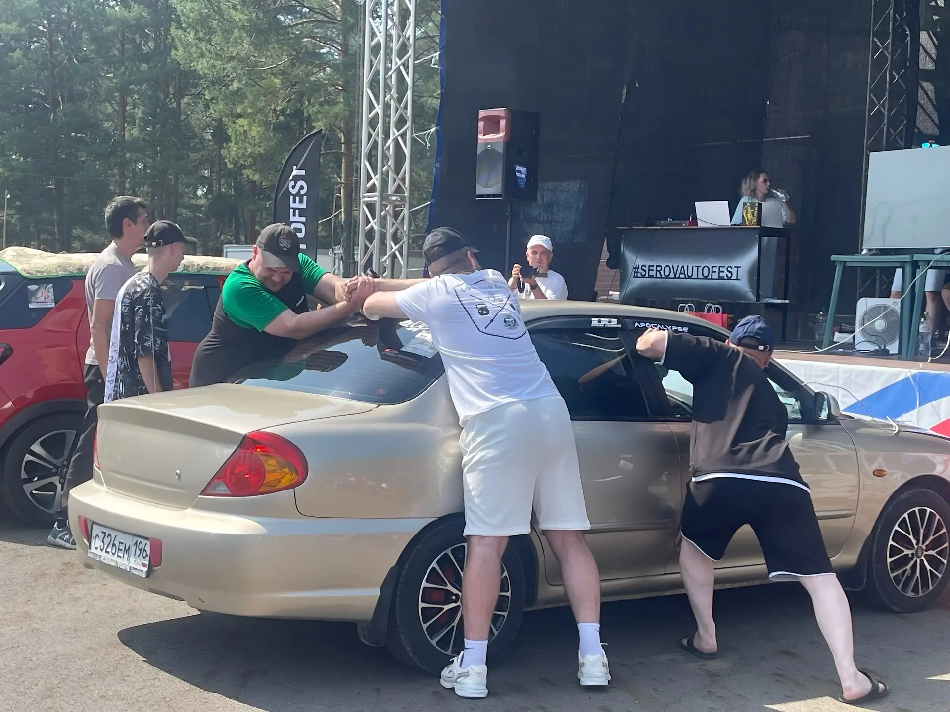 Что самое главное при замере звука? Поддержка друзей