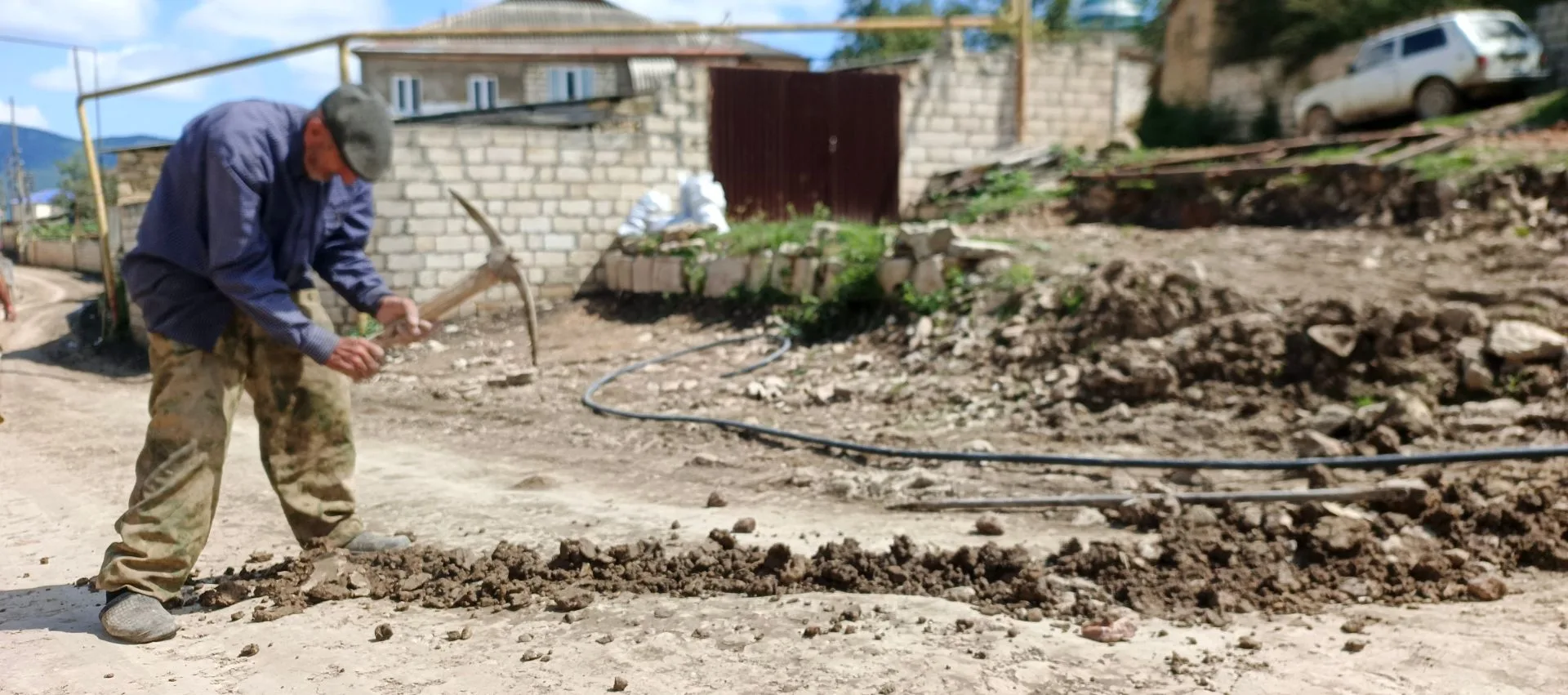 Субботник по благоустройству села.