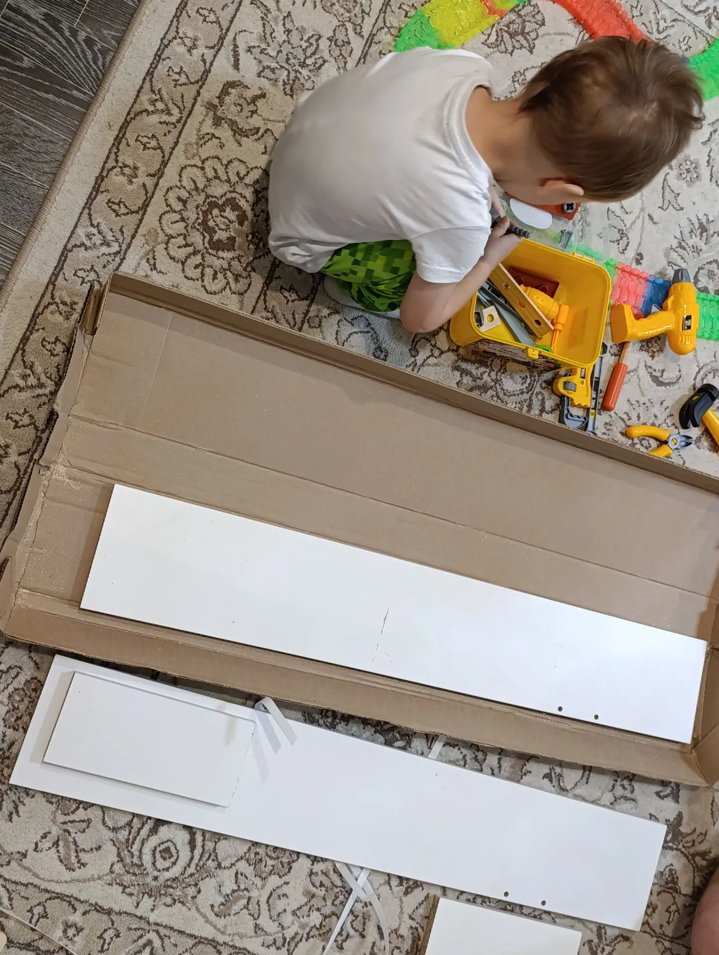 Очередной конструктор мужу с сыном собирать 😉🤣