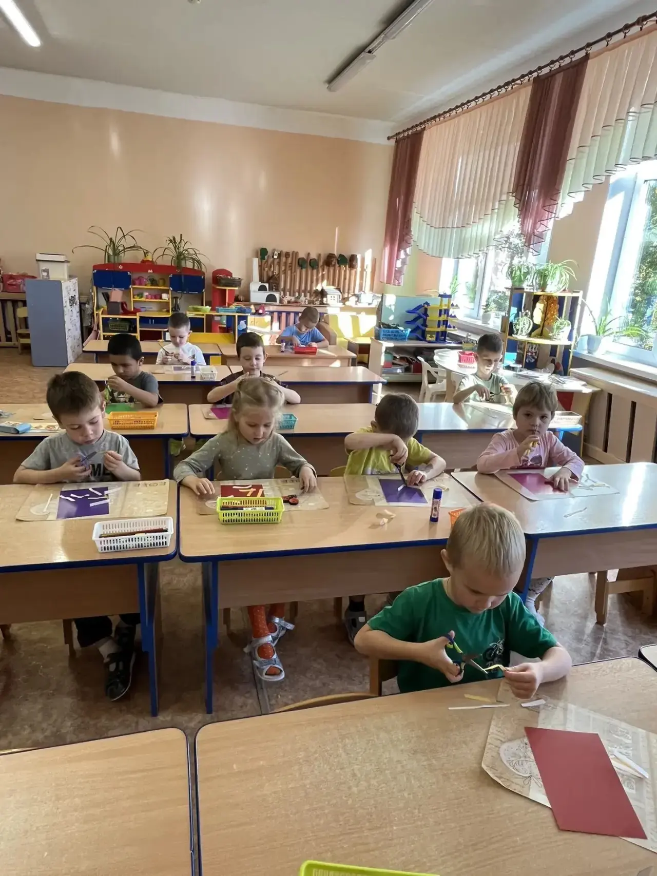 На занятии по аппликации «Колосок» ребята из старшей группы «Рыбки» познакомились с тем...