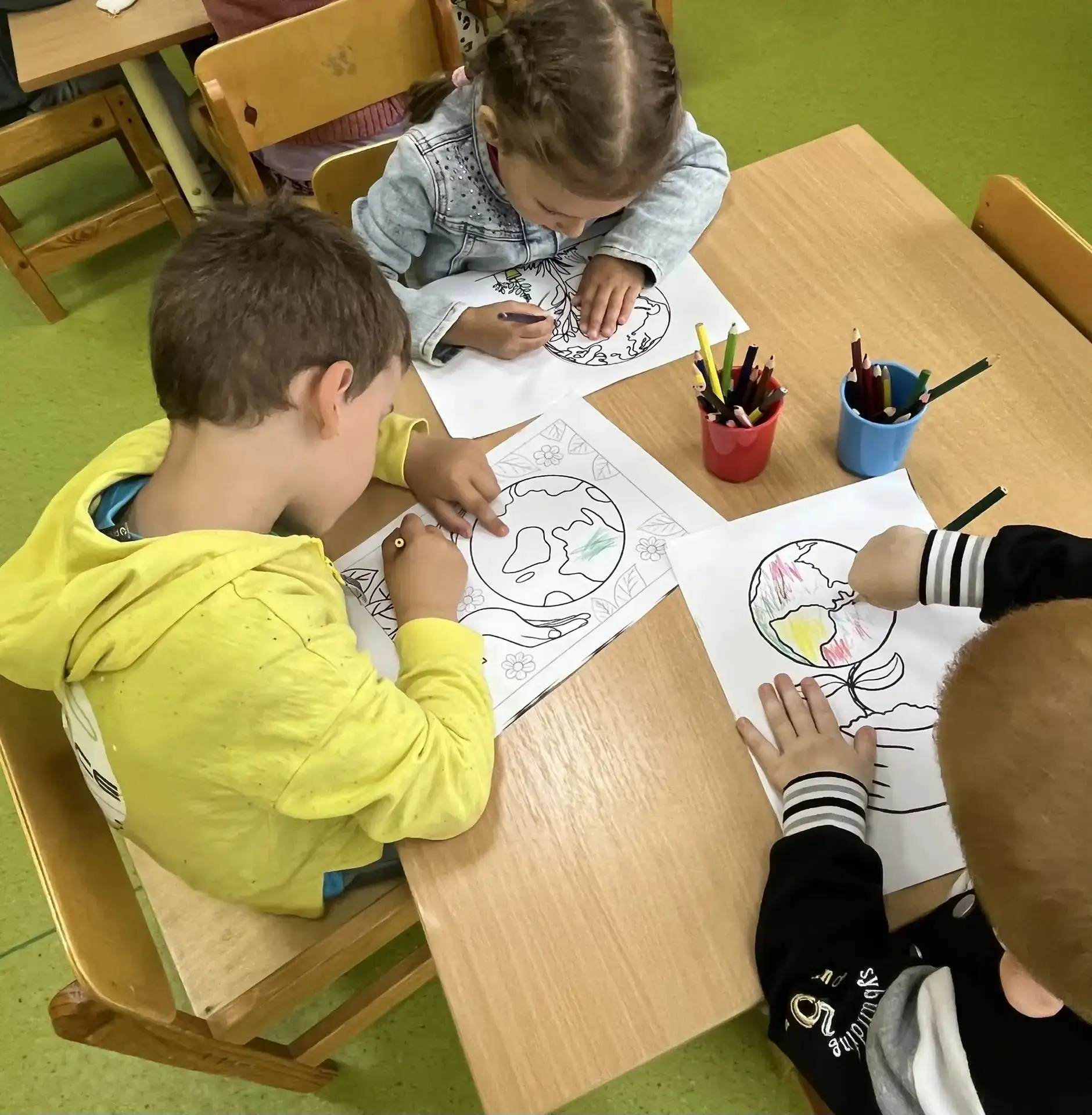 ▶️ В МБДОУ ДС №2 «Садко» в средней группе «Звёздочки» ✅ 5 июня в Международный день Эко...