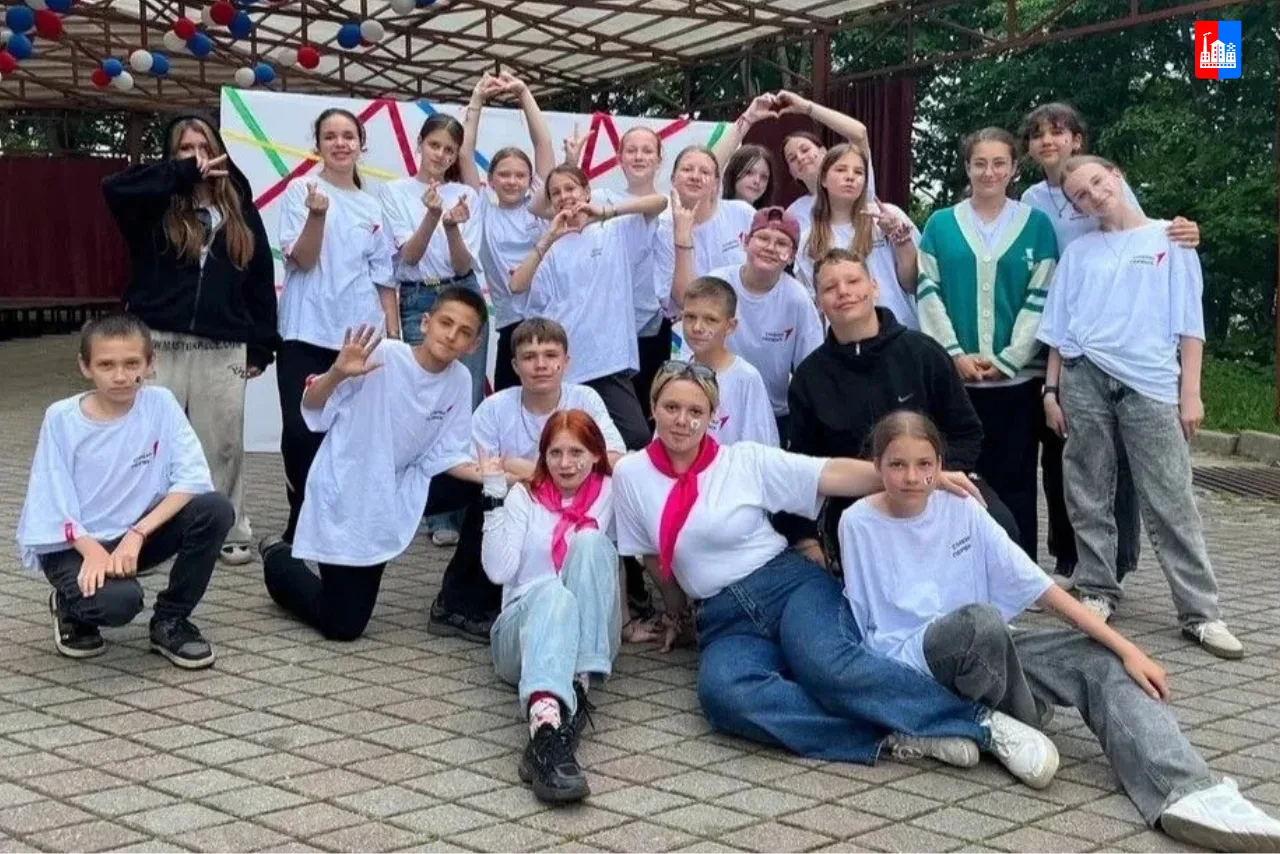 «Мы молодые — надежда страны»: в результате строгого конкурсного отбора ученица 6 «А» к...