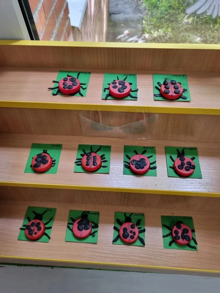 🐞 Яркие краски лета и наши маленькие открытия.