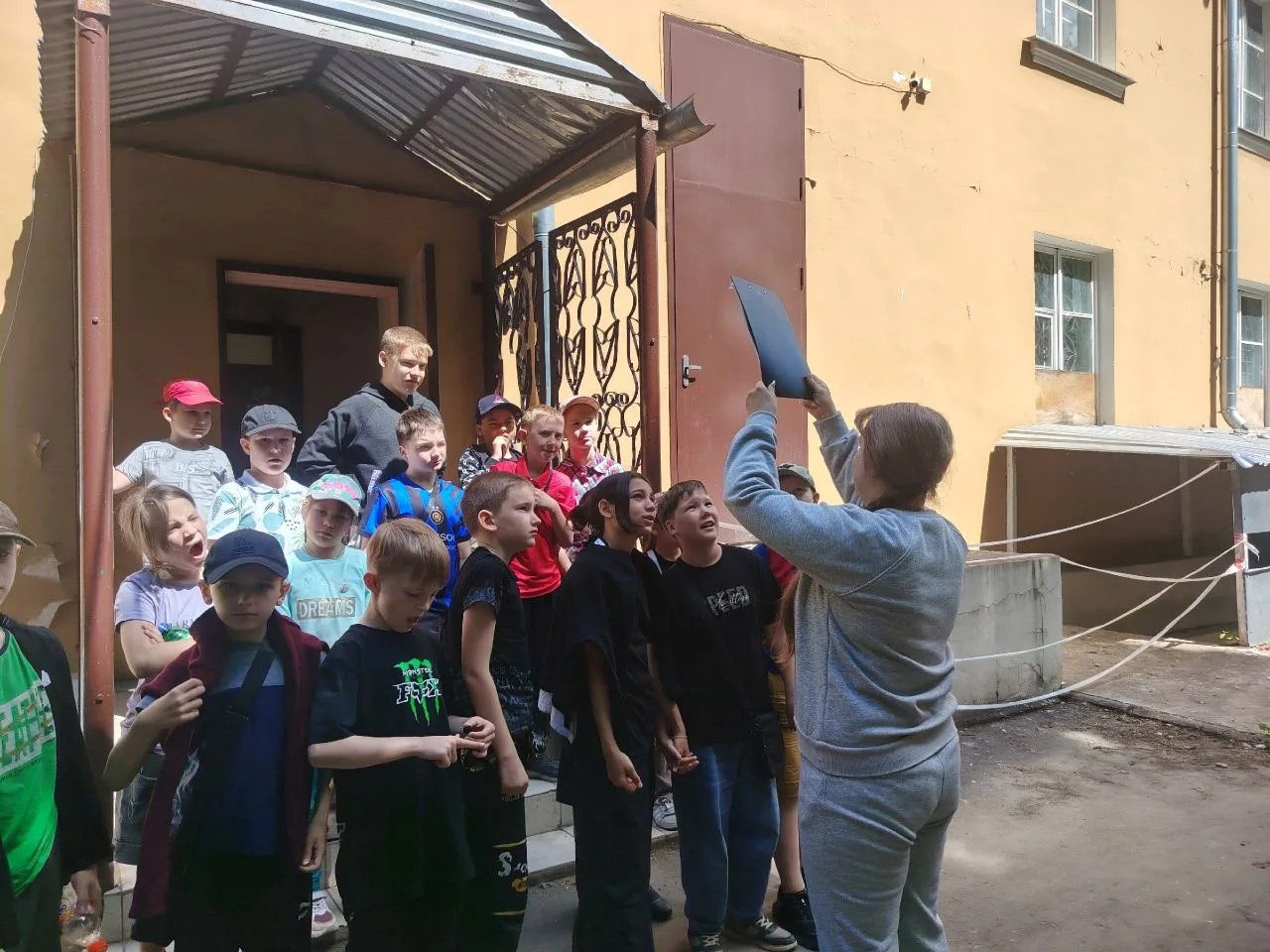 4 июня ребята , посещающие школьный лагерь с дневным пребыванием "Муравейник"  побывали...