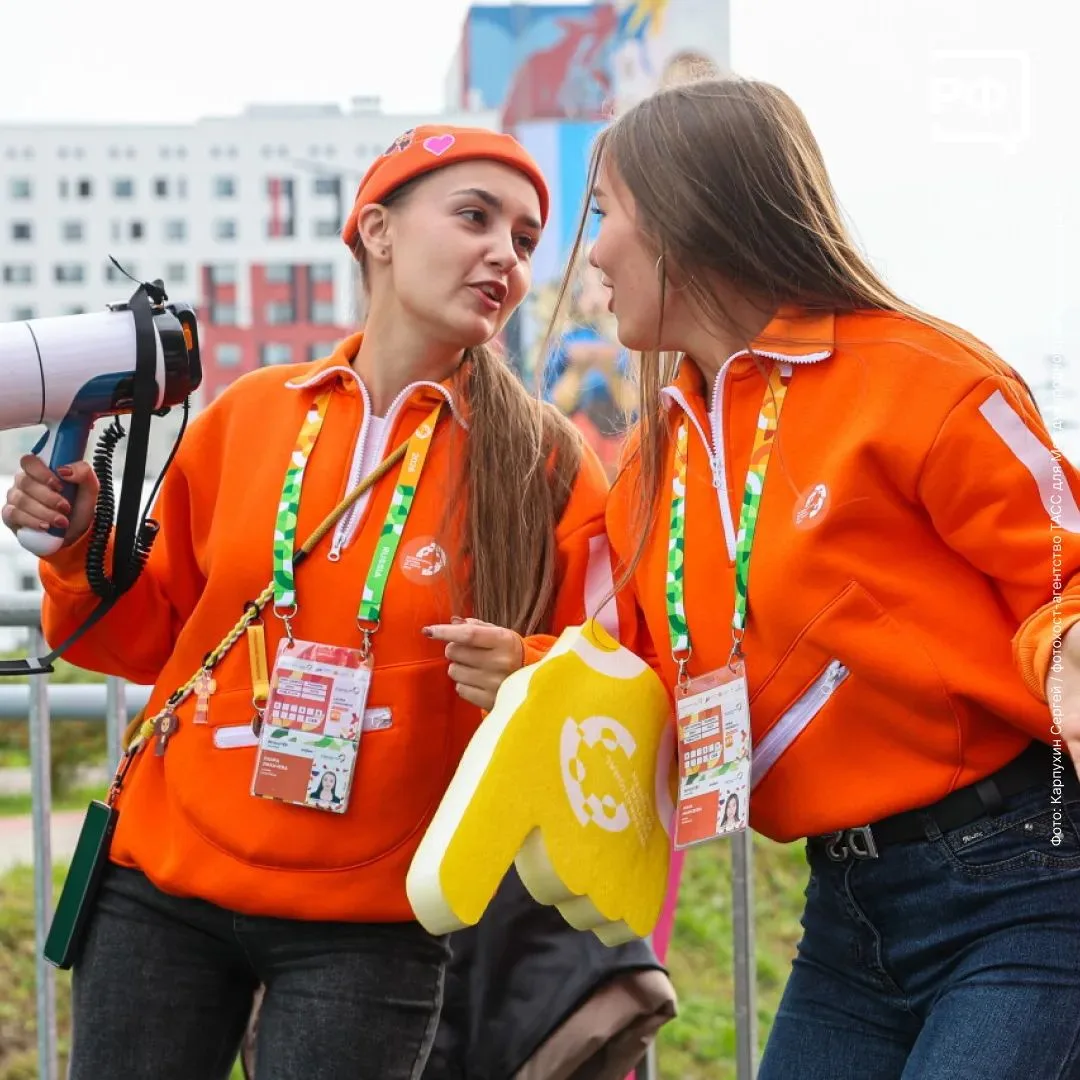 👀Увидеть представительский Aurus на водороде, погонять в VR и залюбоваться гигантской ...