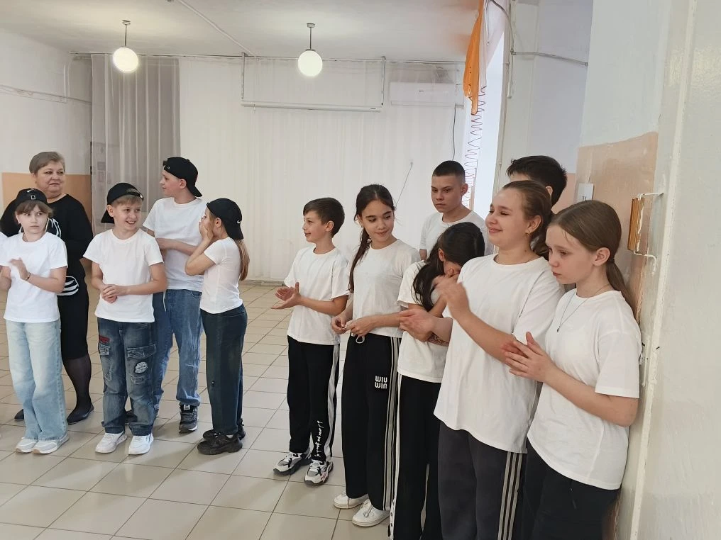 Весёлые и находчивые школьники: КВН в начальной школе!