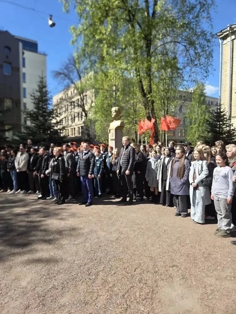 Подвиг героев бессмертен!