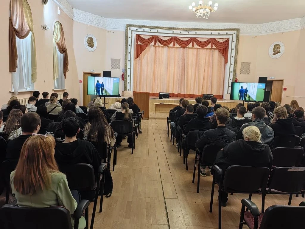 04.06.2026 года в техникуме проведён показ документального фильма «Предательство» (авто...