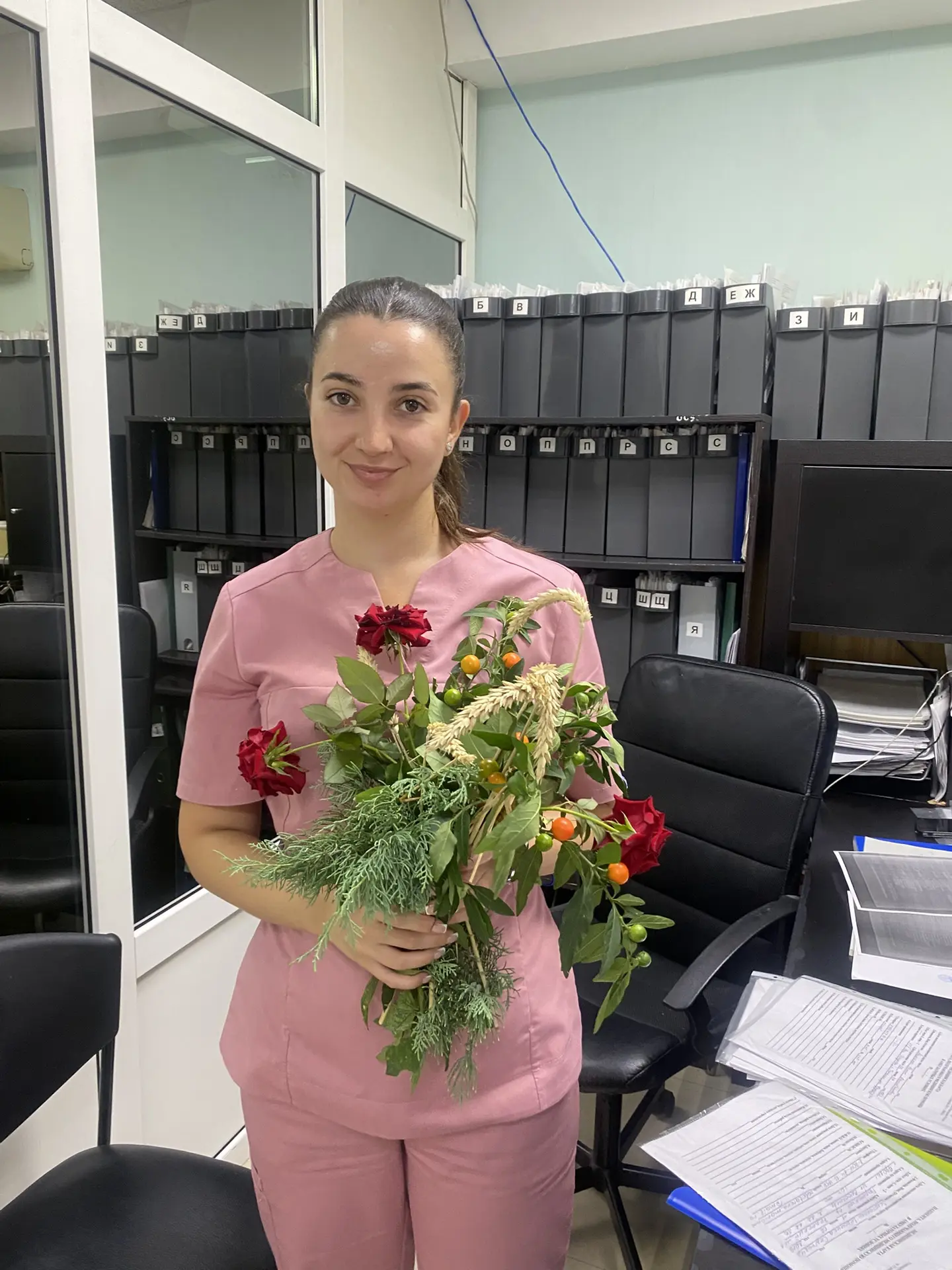 Сегодня моему главному помощнику в клинике Эмилии желаем мира, здоровья, божьей помощи ...