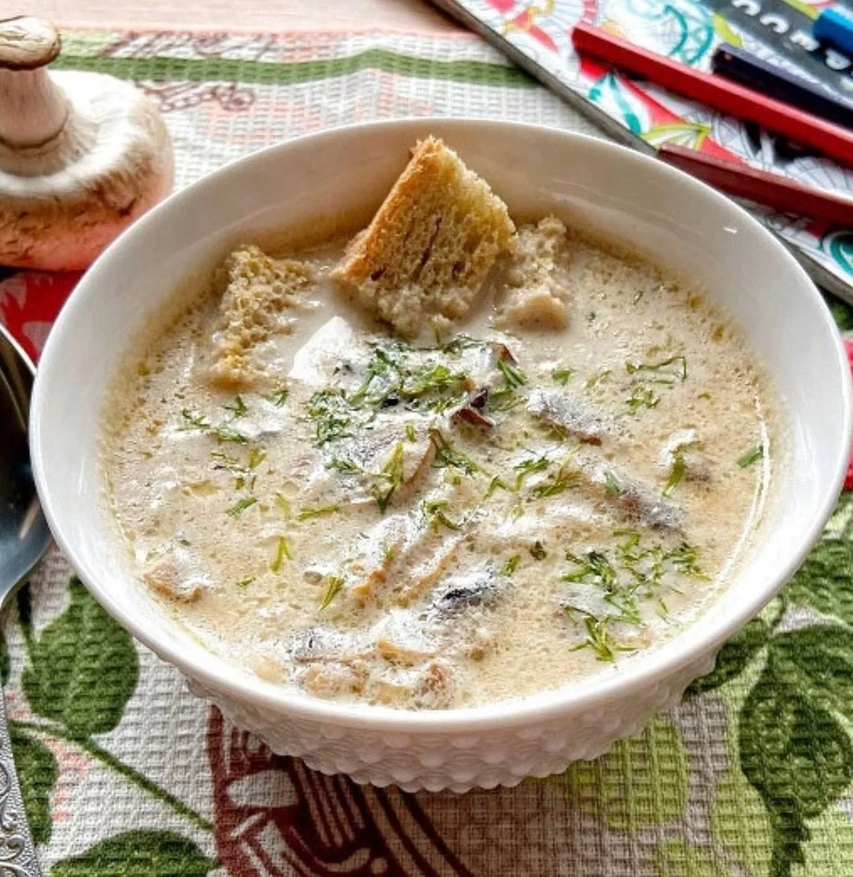 Бархатный грибной суп — особый аромат и вкус