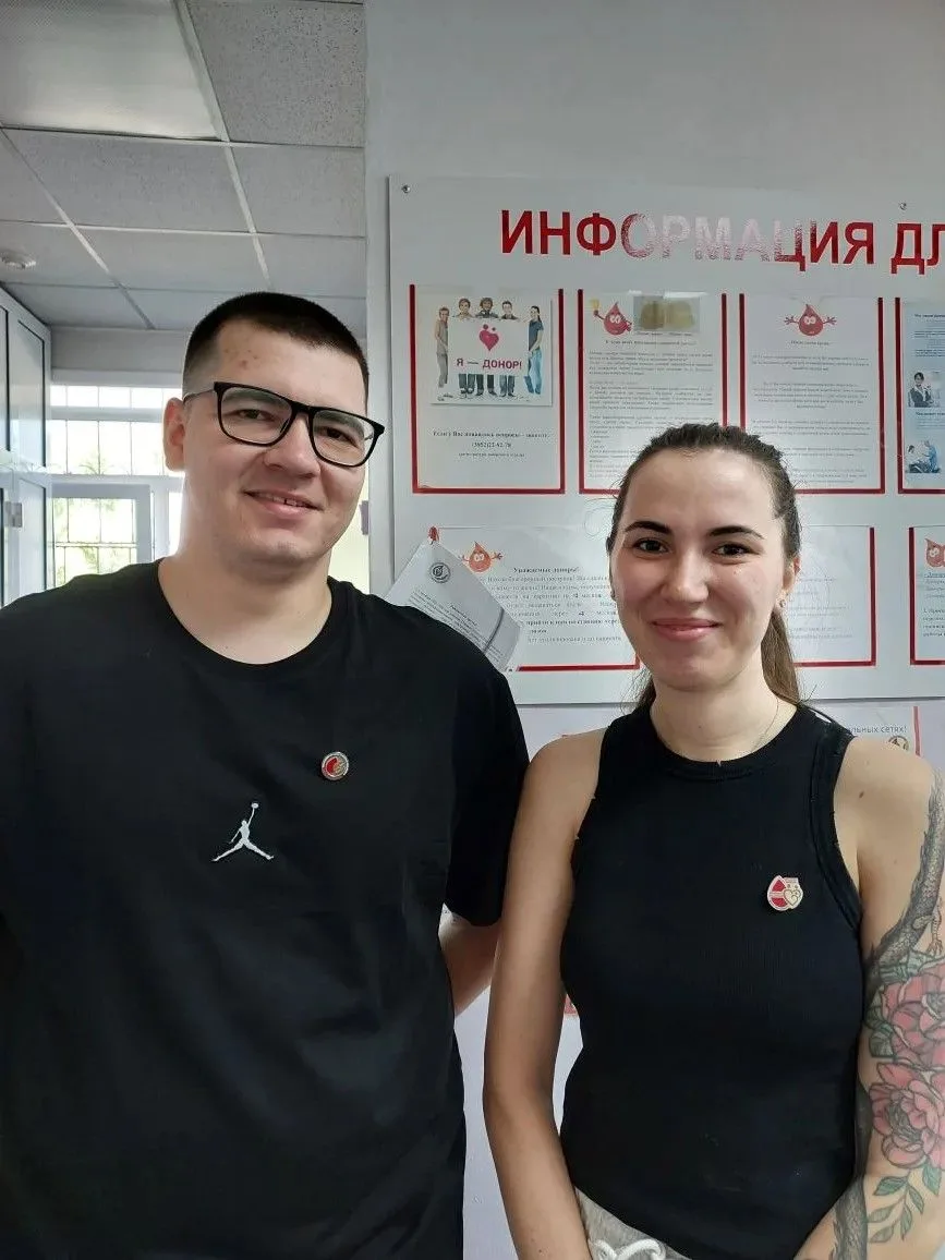 ❗️г.Усолье - Сибирское.
🩸Супруги Вячеслав и Вероника Емельяновы приняли участие в акции "Семейный к