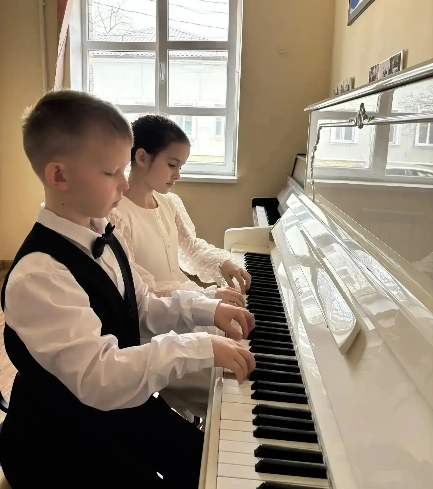 👏И снова Победа!  Отличная новость!   🎹Наш ученик 3"Б" класса Щербинин Максим с блеском продемонстри