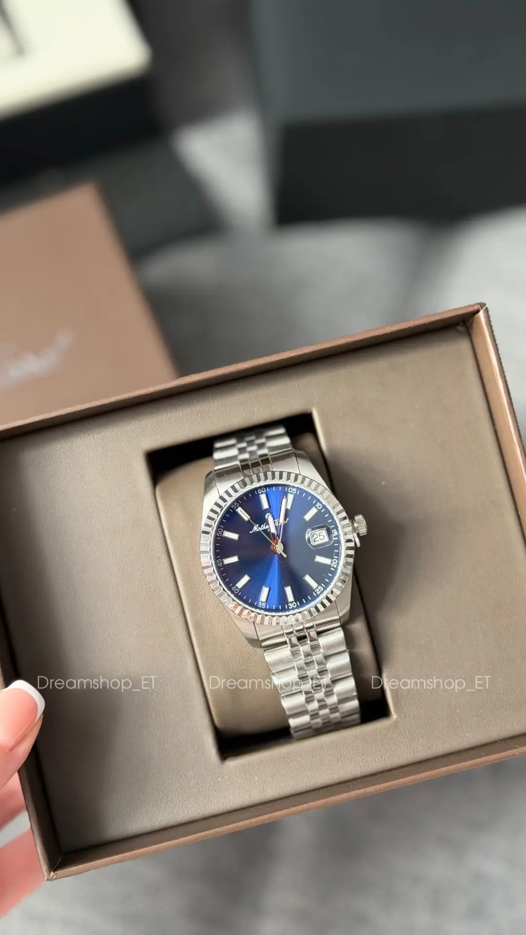 ▫️ Mathey-Tissot ▫️

Экспресс-доставка 2-7 дней ❤️
Мужские часы Mathey-Tissot из новой линейки досту