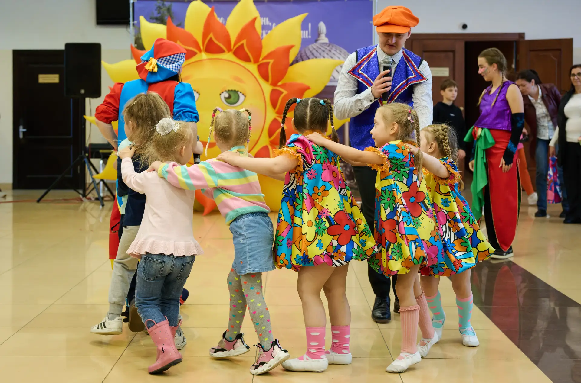 🎉  Сегодня в День защиты детей в РДК «Адлер» случился настоящий праздник! Концертно-иг...