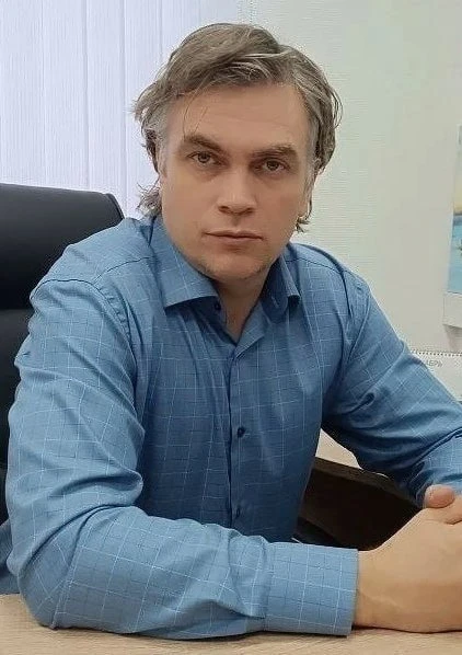 ⚠️Зампред правления одного из крупнейших банков Крыма погиб в ДТП с байком в центре Мос...