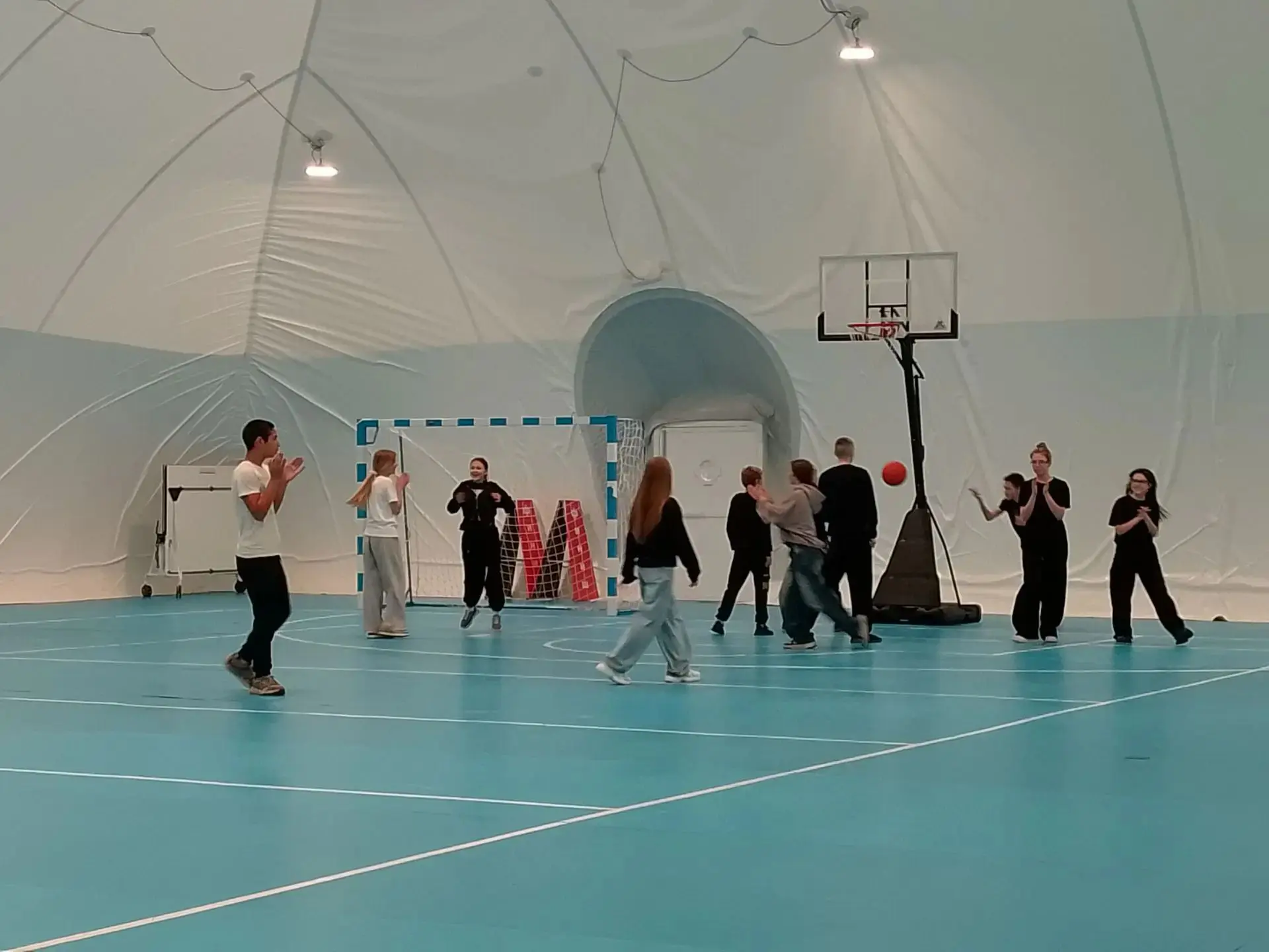 День знаний начался по-спортивному! 🏀