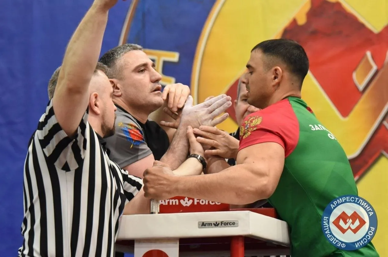 Каховские спортсмены приняли участие в Чемпионате Российской Федерации по армрестлингу в Орле  В сор