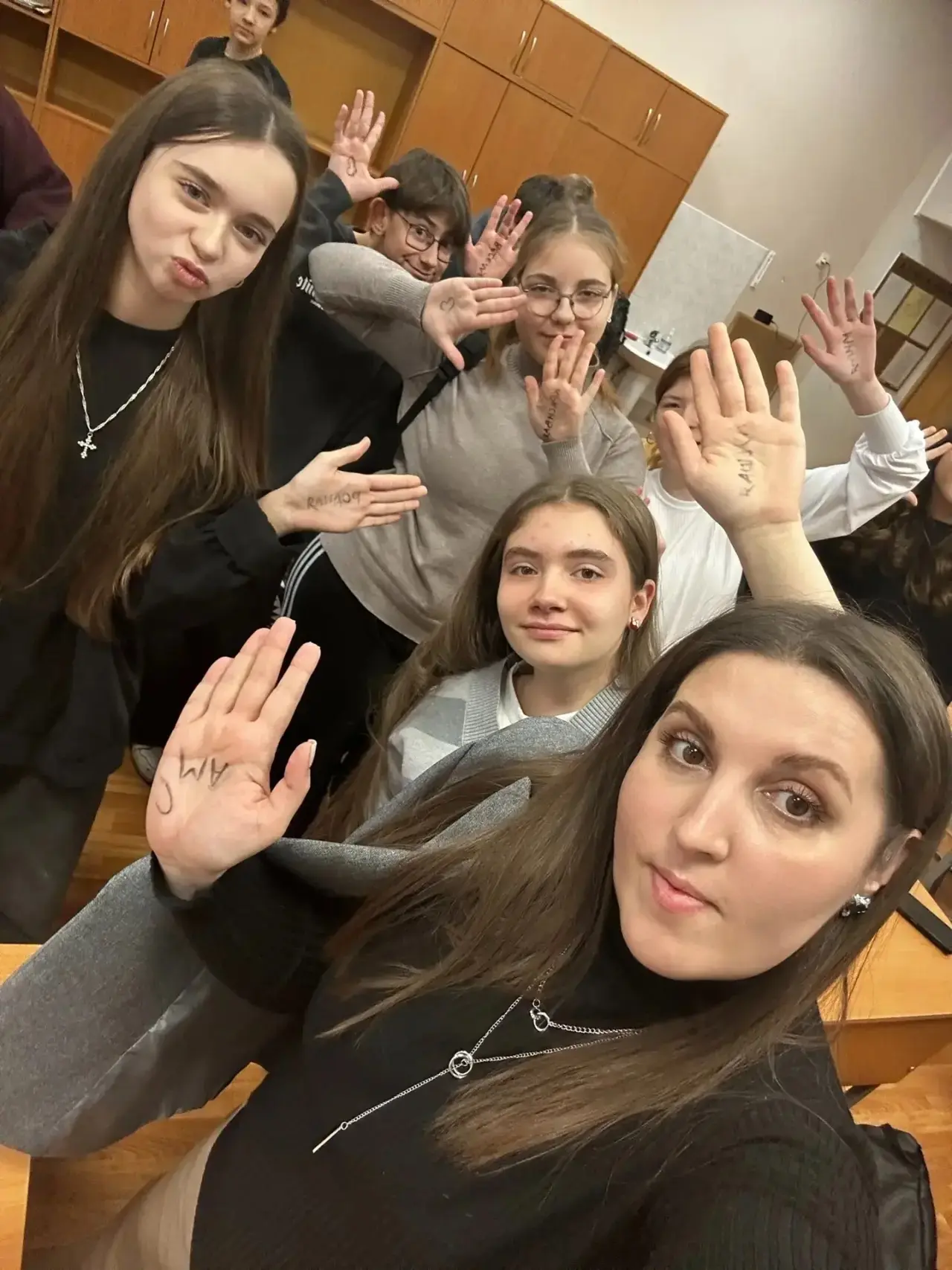 Рубрика «Наши учителя»  ✨ Продолжаем знакомство с нашими советниками директора по воспитанию.  👩‍🏫 С