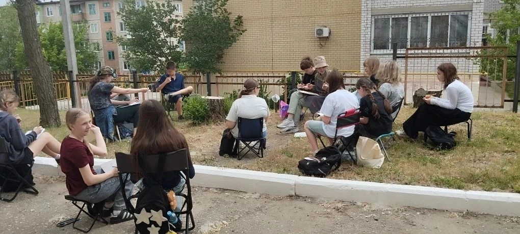 Сегодня, в рамках пленэра, прошла Арт-акция, посвящённая 110-летию со дня рождения Геро...