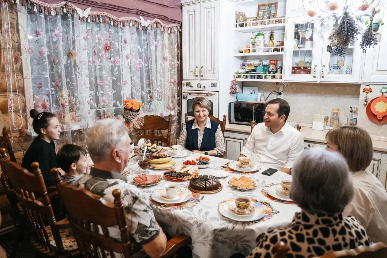 👩‍👩‍👦 В Подмосковье соцподдержка семей с детьми выросла почти вдвое