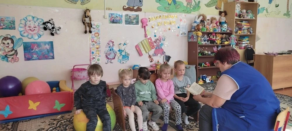 Чтение книг в дошкольном образовательном учреждении — это не просто развлечение, а важн...