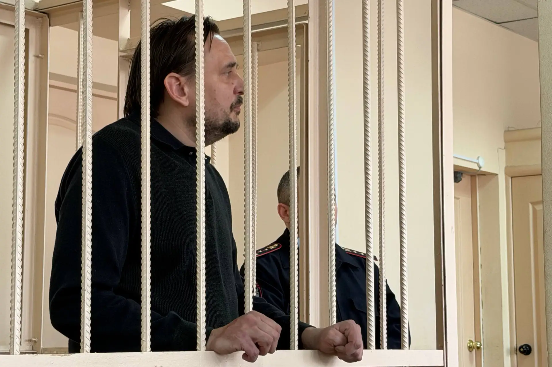 Челябинский блогер Сергей Шумаков полностью признал вину по ч. 2 ст. 163 УК РФ (вымогательство, сове