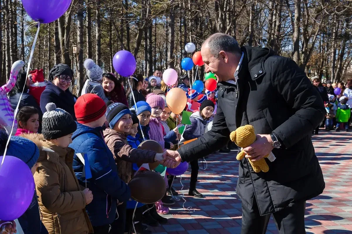 Нет на земле приятнее звука, чем детский смех. Наверное, поэтому Международный день защ...