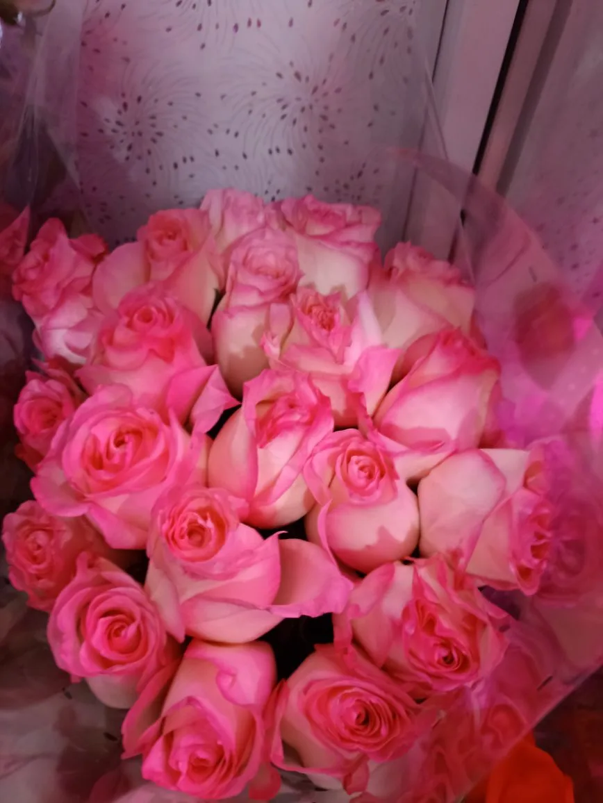 Получили ещё свежие 🌸🌺🌻🌹🌷🌼💐 цветы.