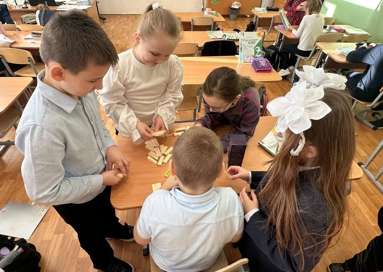 🎲 ЧЕТВЕРГ? НЕТ — ИГРОГРАД! 🧩  30 января в нашем втором корпусе было НЕ ТАК, как обычно! 🔥 Мы на целы