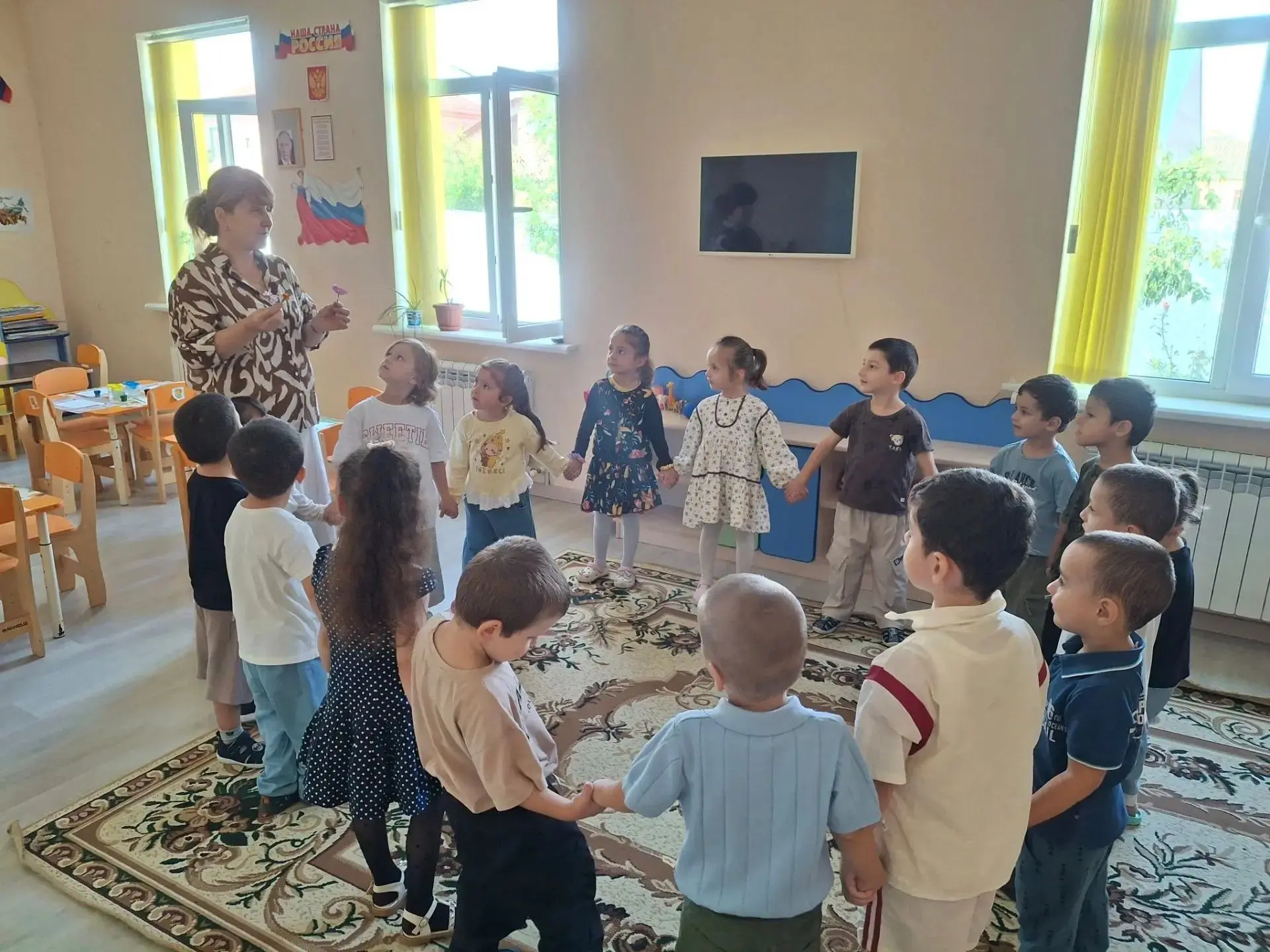 💫 В средней группе прошло увлекательное и познавательное занятие, посвященное теме "Кр...