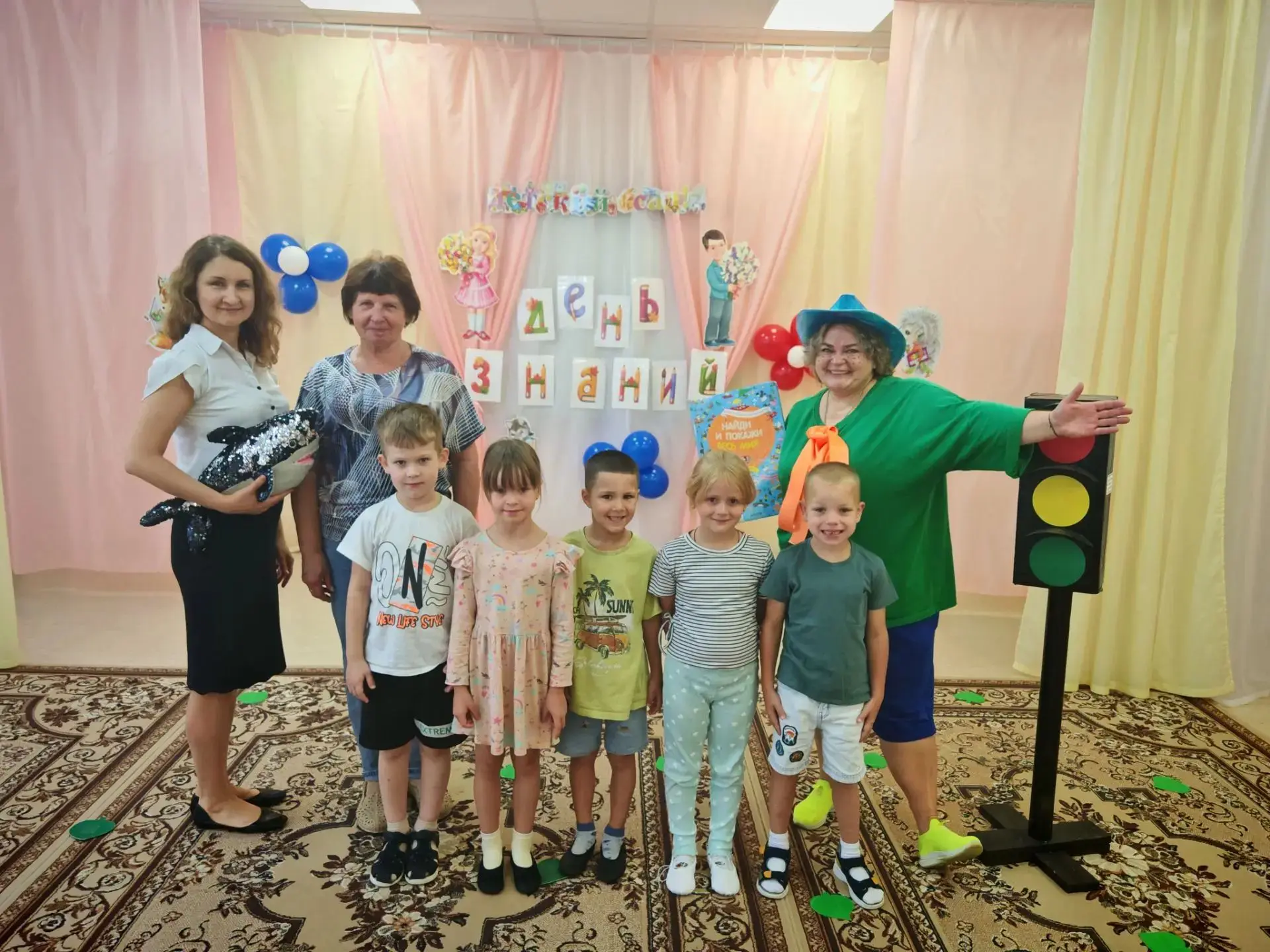 1 сентября в дошкольном отделении (п. Первомайское, ул. Советская, д. 19а) прошёл яркий...