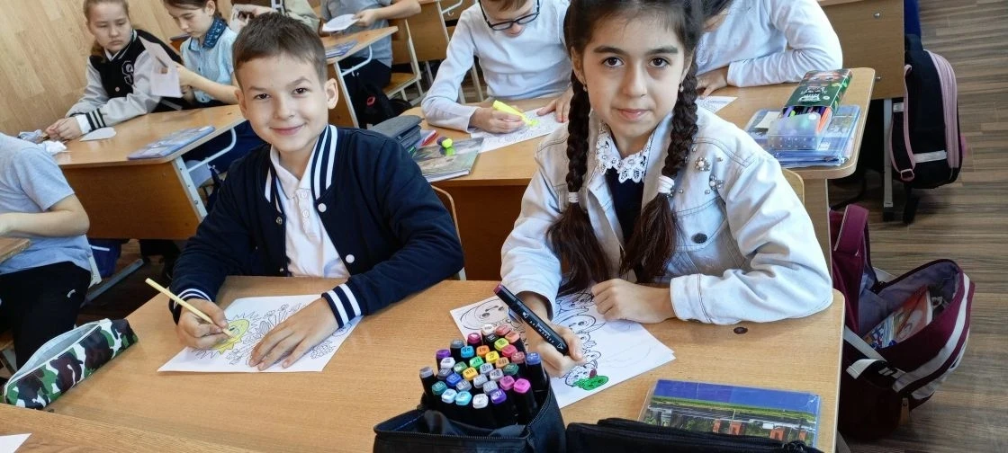 Классный руководитель 4 в Кореновская Т.И. напомнила  ученикам о "заветной шестёрке" продуктов, кото